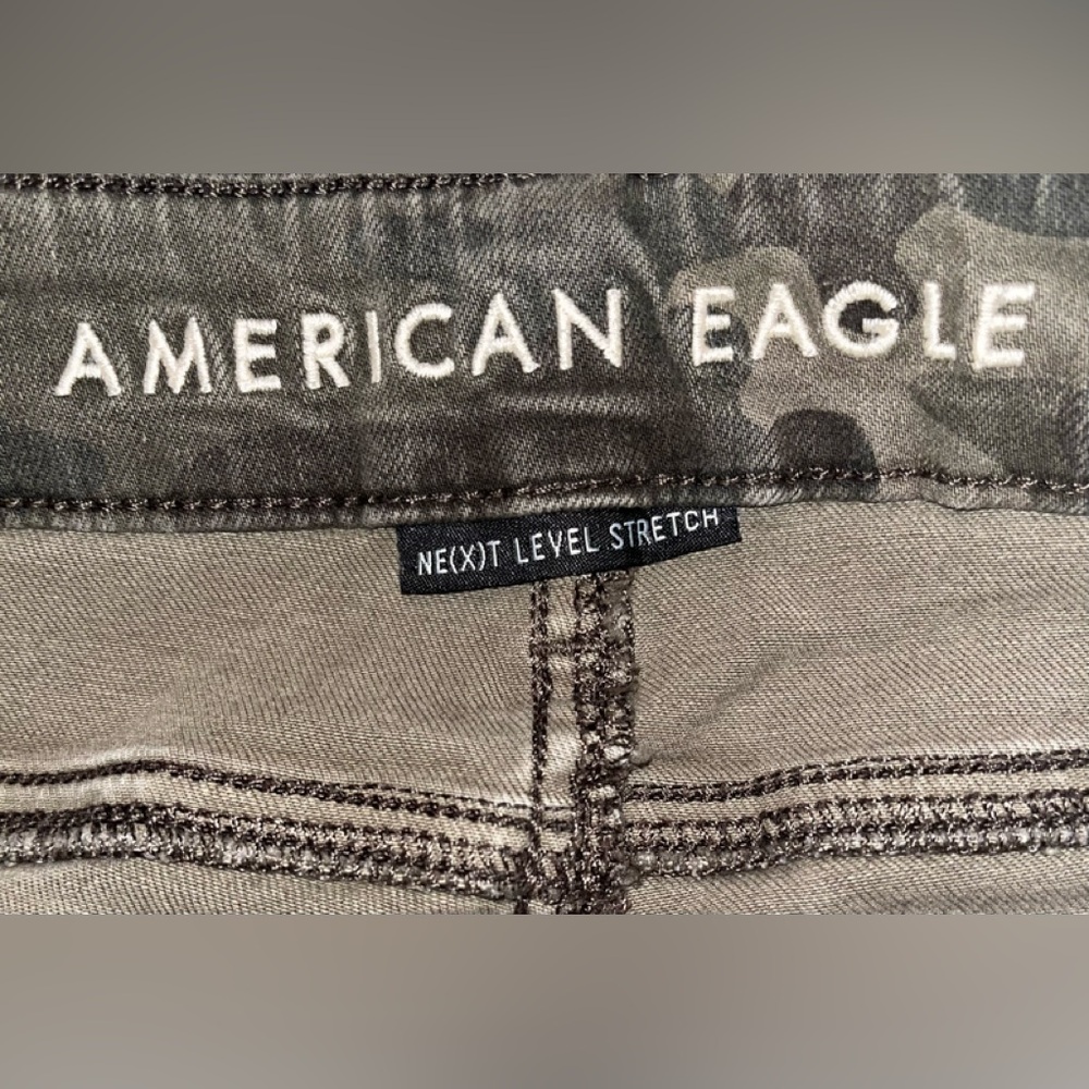 American Eagle, NE(X)T Level Stretch Camouflage Pants, Size 0 - Picture 4 of 5